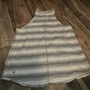 Lululemon tank